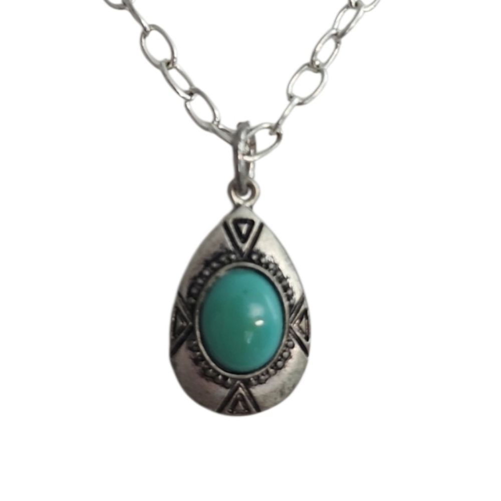 Elegant Silvertone Necklace with Turquoise Accent